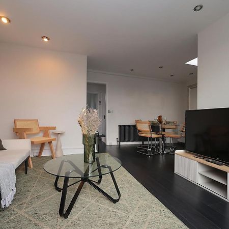 2 Bedroom Chic Apartment With Private Balcony In Notting Hill London Eksteriør bilde